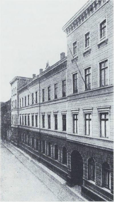 Kaiser Wilhelm-Gymnasium. Ansichtskarte von 1920